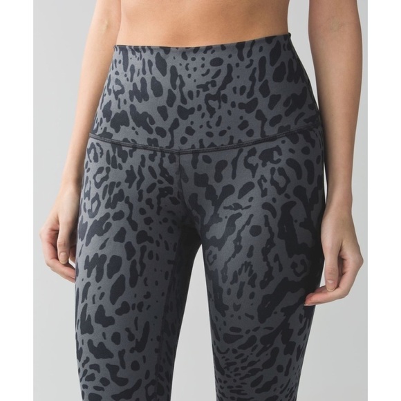 Lululemon Wunder Under Pant *Full-On Luon Animal Swirl Deep Coal Light 8 - Picture 2 of 11
